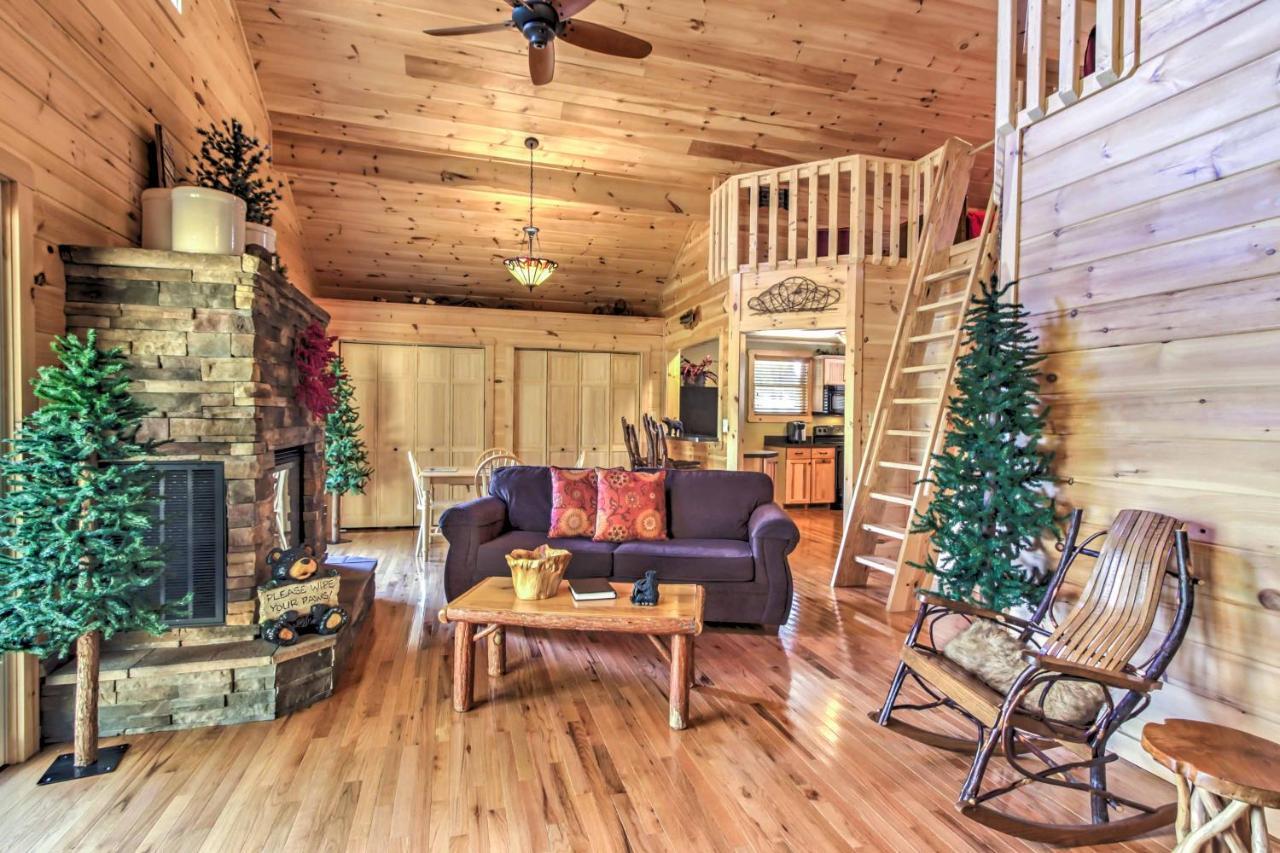 Private Sevierville Cabin With Mountain Views And Loft Exteriör bild